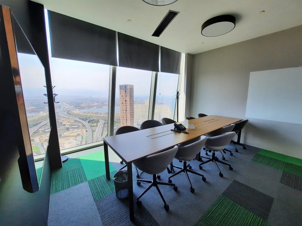 Plaza Cubes Meeting Room